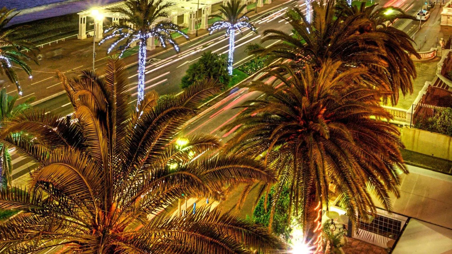 فندق إيبيس نيس سنتر غار